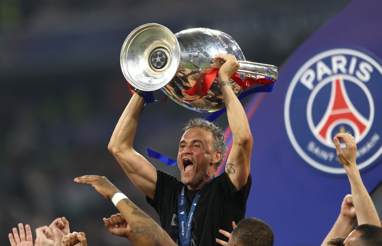 IM电竞亚洲首选-欧冠冠军主帅！镜报独家：曼联将恩里克作为正式主帅主要目标之一